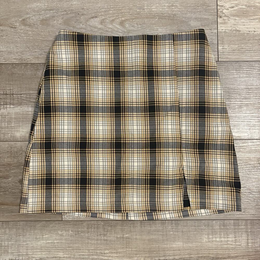 Urban Outfitters Plaid Mini Skirt Small Black & Yellow Pockets Preppy Y2K